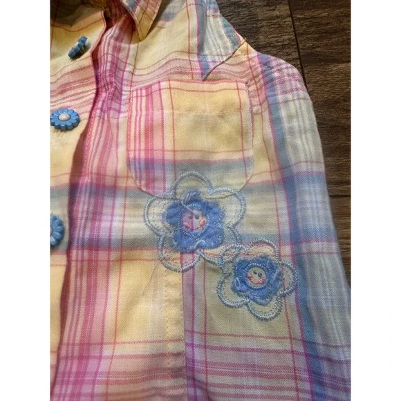 bt kids Toddler Girl Plaid Halter Top Shirt Flower Buttons Smocked Back 4T - Picture 2 of 6